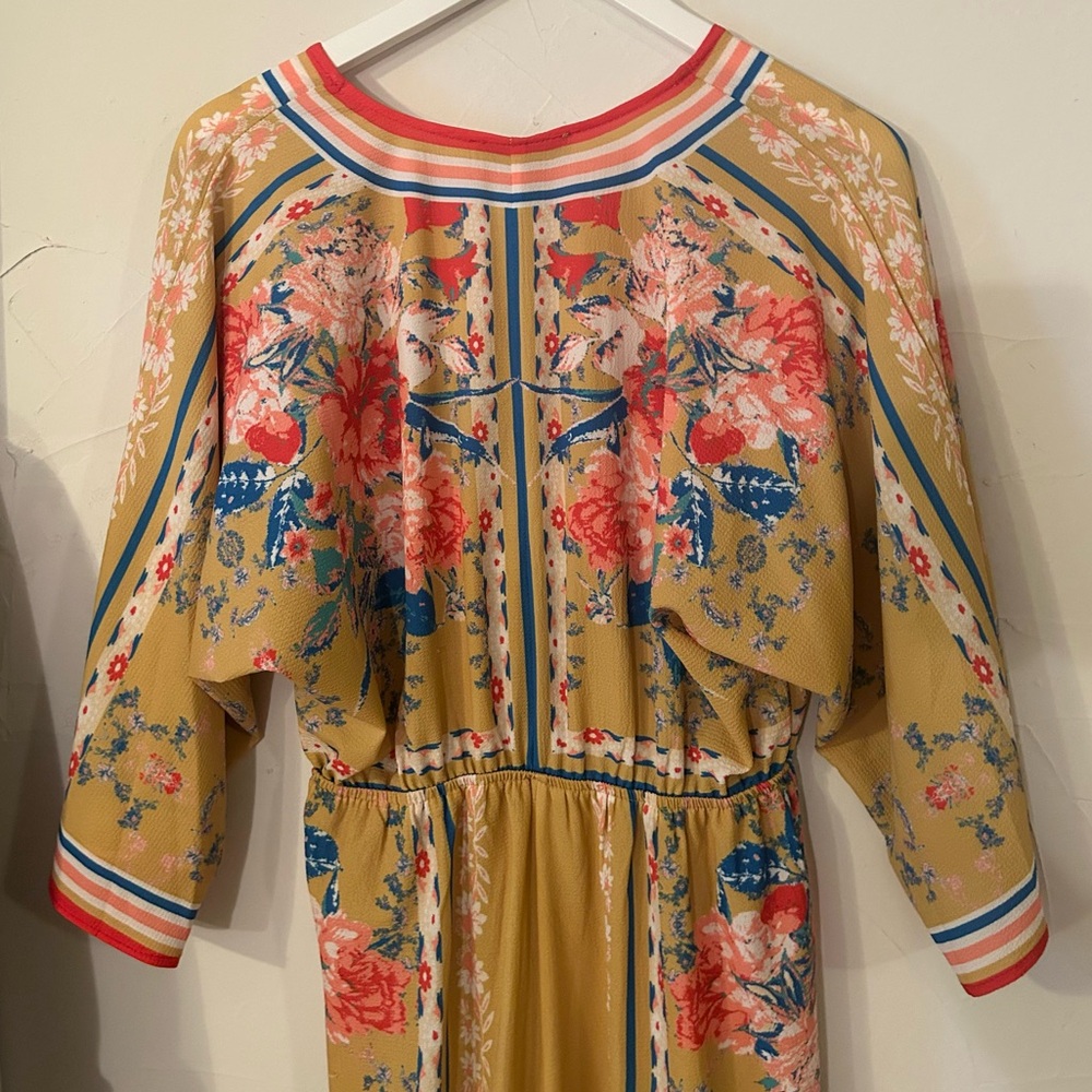 Flying Tomato Women’s Size Small Floral Print Mustard Yellow Pantsuit Romper - Picture 11 of 12
